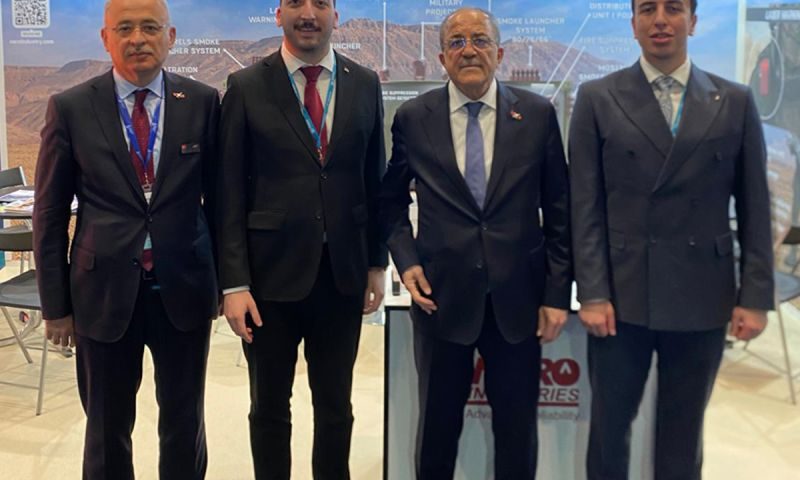 MSB Bakan Yardımcısı Sayın Şuay ALPAY ve TUSAŞ Yönetim Kurulu Üyesi Sayın Prof. Dr. İbrahim USLAN